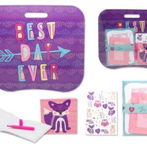 Set escolar infantil presentado en display