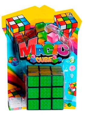 Cubo mágico rubik en display