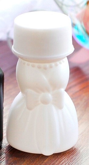 Pompero de jabón “novios” – modelo novia