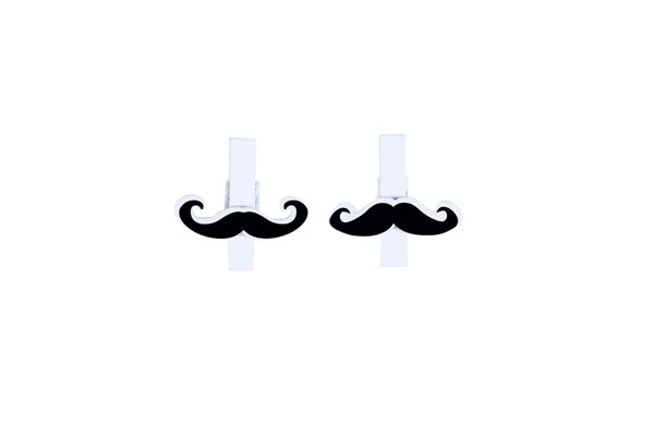 Pack con 6 pinzas madera mostachos