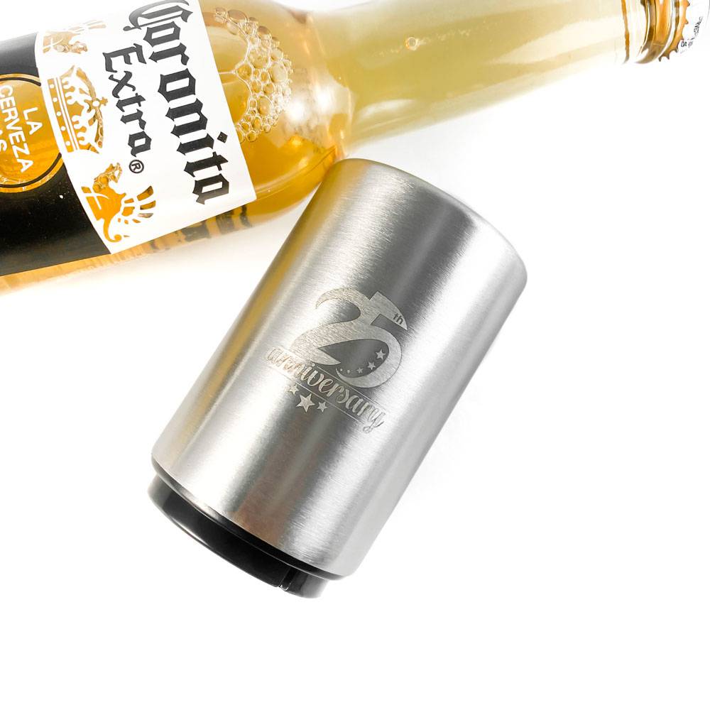 Caja de 100 abrebotellas 25º aniversario
