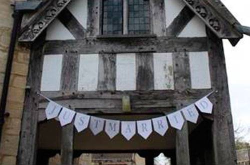 Banderitas "just married"