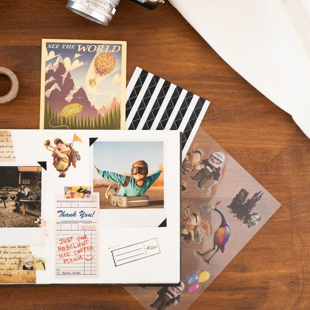 Set Maletin Scrapbook My Adventure Book UP Disney Pixar - Imagen 6