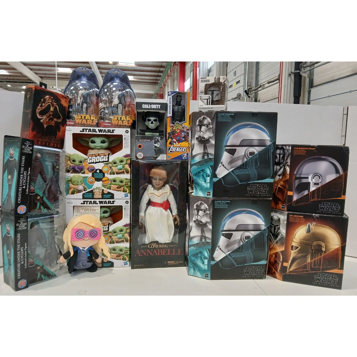 Pack oferta Figuras Hasbro caja dañada